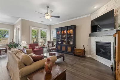 4703 Brenda Drive, Mansfield, TX 76063 - Photo 5