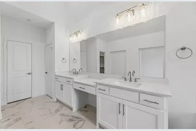 2184 Southwick Drive, Lewisville, TX 75067 - Photo 19