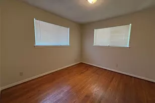 588 Rea Ave, Lancaster, TX 75146 - Photo 13