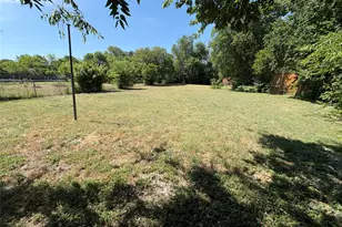 588 Rea Ave, Lancaster, TX 75146 - Photo 17