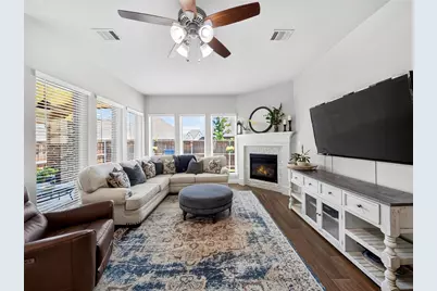 8712 Navidad Falls Drive, McKinney, TX 75071 - Photo 5