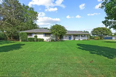 2200 S Lang Avenue, Denison, TX 75020 - Photo 3