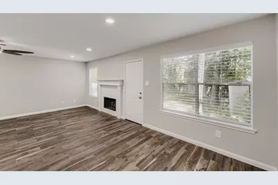 11 Wineberry Place, The Woodlands, TX 77382 - Photo 5