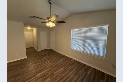 2025 Lyle Avenue, Waco, TX 76708 - Photo 17