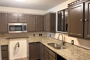 2025 Lyle Ave, Waco, TX 76708 - Photo 7