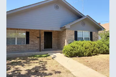 2025 Lyle Avenue, Waco, TX 76708 - Photo 3