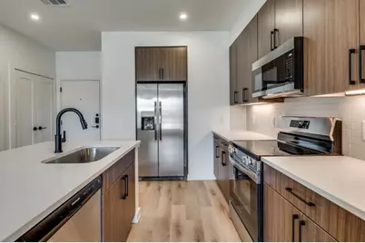 2016 S Ervay Street #A2, Dallas, TX 75215 - Photo 3