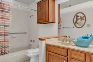 2101 Friendly Dr, Arlington, TX 76011 - Photo 13