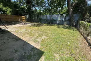 3705 Marshall Dr, Dallas, TX 75210 - Photo 19