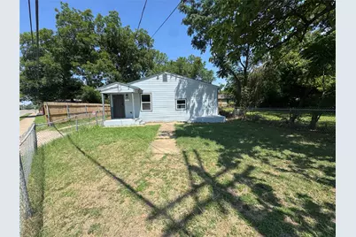 3705 Marshall Drive, Dallas, TX 75210 - Photo 1