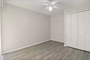 7129 Sorcey Rd, Dallas, TX 75249 - Photo 23