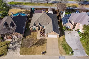 2117 Pinwood Cir, Arlington, TX 76001 - Photo 5
