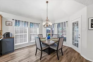 2117 Pinwood Cir, Arlington, TX 76001 - Photo 17