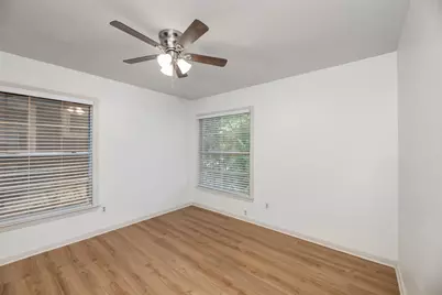 8639 San Benito Way, Dallas, TX 75218 - Photo 11