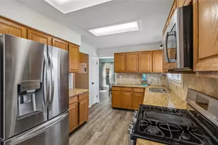 2325 Kildeer Trail, Grand Prairie, TX 75052 - Photo 9