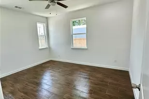 2312 Morgan St, Greenville, TX 75401 - Photo 5