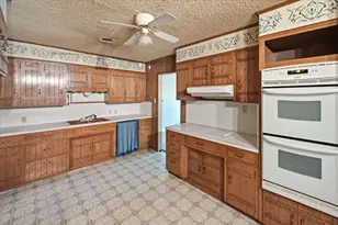 156 Bowie, McGregor, TX 76657 - Photo 5