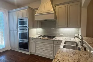 4229 Colton Dr, Carrollton, TX 75010 - Photo 7