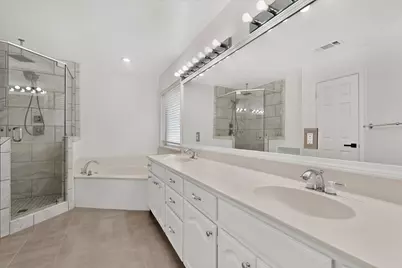 714 Ashbrook Court, Euless, TX 76039 - Photo 21