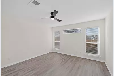 714 Ashbrook Court, Euless, TX 76039 - Photo 15