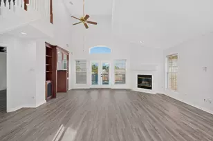 714 Ashbrook Ct, Euless, TX 76039 - Photo 5