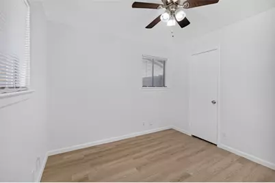 2210 Sycamore Drive, Arlington, TX 76013 - Photo 13