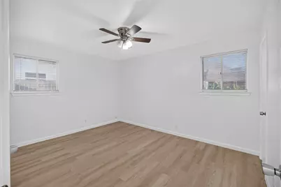 2210 Sycamore Drive, Arlington, TX 76013 - Photo 9