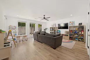 3619 Merrell Rd, Dallas, TX 75229 - Photo 13