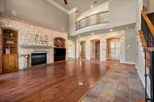 1019 Walnut Falls Cir, Mansfield, TX 76063 - Photo 5