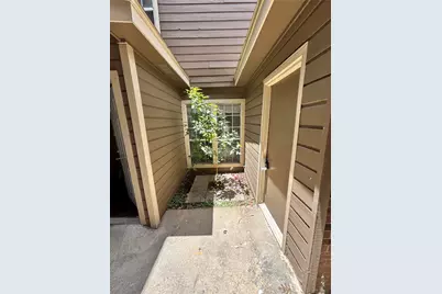 804 Saint Andrews Court, Garland, TX 75043 - Photo 3