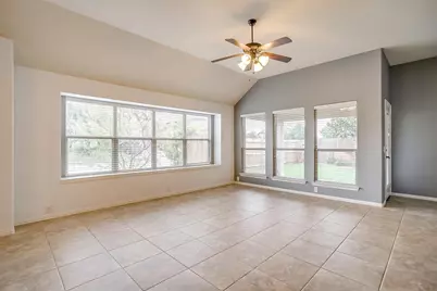 807 Silverthorne Drive, Burleson, TX 76028 - Photo 17