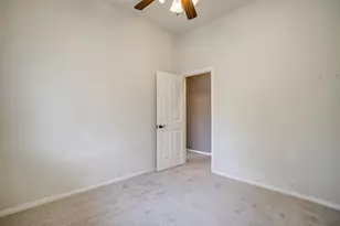 807 Silverthorne Dr, Burleson, TX 76028 - Photo 23