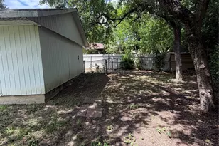 354 Brookview Dr, Garland, TX 75043 - Photo 3