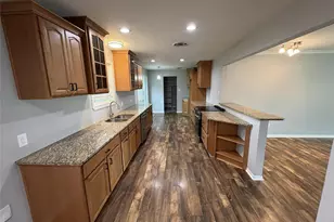 3509 Wharton Dr, Fort Worth, TX 76133 - Photo 7