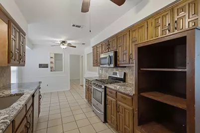 2119 Pueblo Drive, Carrollton, TX 75006 - Photo 11