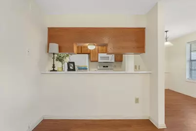 218 N Texas Boulevard #306, Denton, TX 76201 - Photo 9