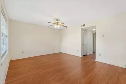 218 N Texas Boulevard #306, Denton, TX 76201 - Photo 5