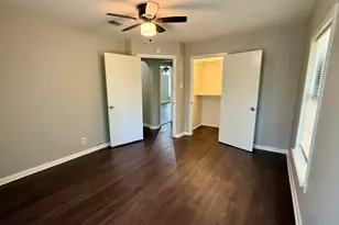 215 W Tennie St, Gainesville, TX 76240 - Photo 13