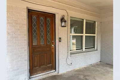 1401 S Oak Street, Arlington, TX 76010 - Photo 3