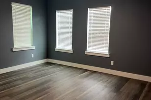 405 E Evans St, Hearne, TX 77859 - Photo 17