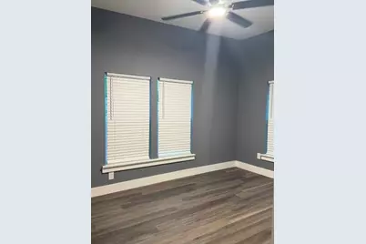 405 E Evans Street, Hearne, TX 77859 - Photo 5