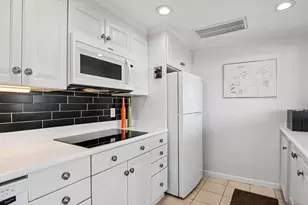 6211 W Northwest Hwy, Dallas, TX 75225 - Photo 11