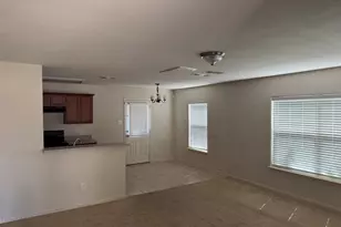 110 Cowpoke Ct, Newark, TX 76071 - Photo 5