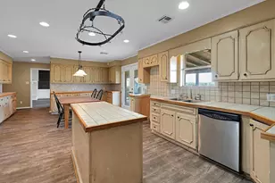 596 Saffle Rd, Robinson, TX 76706 - Photo 7