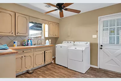 596 Saffle Road, Robinson, TX 76706 - Photo 21