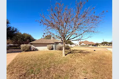 5614 Wedgefield Road, Granbury, TX 76049 - Photo 29