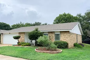 6703 Forestview Dr, Arlington, TX 76016 - Photo 1