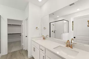 664 Tyronza Dr, Justin, TX 76247 - Photo 9