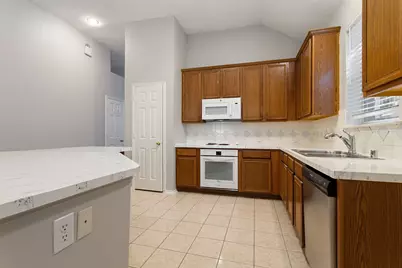 2027 Wimbledon Drive, Allen, TX 75013 - Photo 11