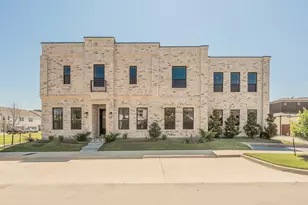 305 Sunset Ln, Fort Worth, TX 76114 - Photo 1